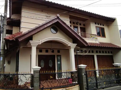 Bismillah Dijual Cepat Rumah Kokoh Bagus di Griya Pipit Bintaro