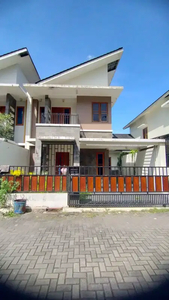 BU Rumah Bagus 2 Lantai Dalam Perum Di Maguwo Dekat Jogjabay