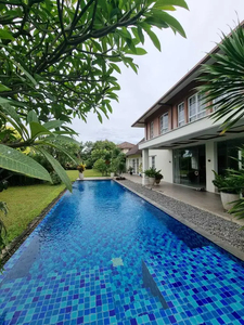 Dijual Rumah Asri Design Villa 4bed+2 di Veteran Jakarta Selatan