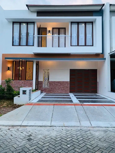 Dijual Rumah di Graha Raya Cluster Fortune Semi Furnish Siap Huni