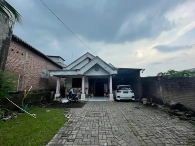 DIJUAL RUMAH PINGGIR JALAN RAYA SERTIFIKAT SHM