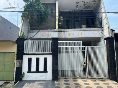 Dijual Rumah Tengah Kota Surabaya Jl. Petemon Bangunan 2 Lantai