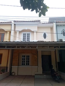 HOT LISTING!! Dijual Rumah Cantik Raffles Hills Rumah Siap Huni