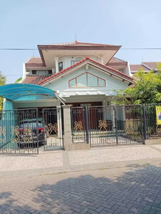 Jual Rumah Ciamik di Gayungsari Timur Surabaya Selatan