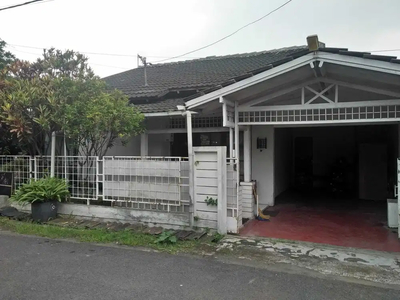 Jual rumah di komplek Riung Bandung Jl. Bypass Soekarno Hatta Bandung