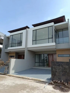 RUMAH BARU READY STOK MINIMALIS MODERN DI KOMPLEK SETRADUTA BANDUNG