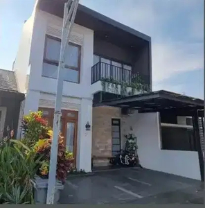 Rumah Cantik Strategis Di Buahbatu Bandung