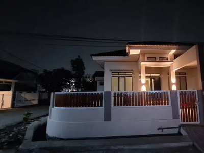 Rumah Hoek 3 Kamar 110/155 di Villa Mutiara Pluit Kota Tangerang