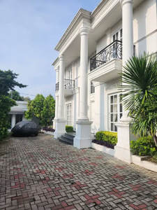 Rumah mewah dijual lokasi Cipinang Cempedak, Jakarta Timur