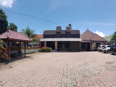 Dijual hotel ditengah kota Malang. Depan lapangan Rampal.