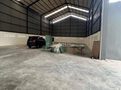 Gudang 2 Lantai di Cipondoh Tangerang, Ada Office, Harga 14m Nego