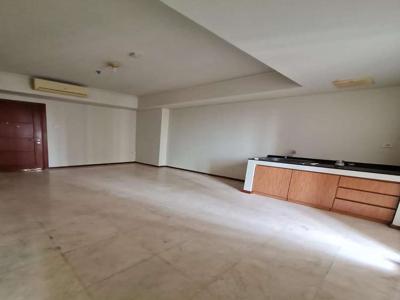 Disewakan unfurnish tipe 2+1 apartment royal mediterania garden res