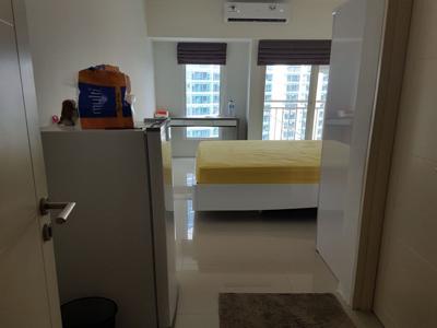 Apartemen ORCHARD MANSION Semi Furnished View POOL Di Surabaya Barat