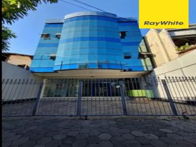 Disewakan Gedung Kantor 3 lantai di Raya Kertajaya