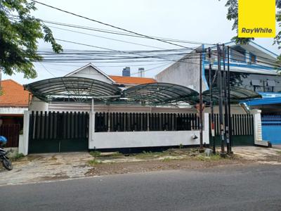 Disewakan Rumah 1,5 lantai SHM di Jalan Raya Kendangsari Surabaya