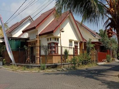 DISEWAKAN Rumah siap huni sisi Hook area Pandanwangi, Sulfat - Malang.