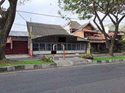 Disewakan Rumah Usaha Jl. Poros Danau Danau Sawojajar