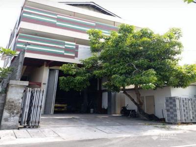 Gudang Bangunan 3 Lantai dijual area Kerobokan, Kuta