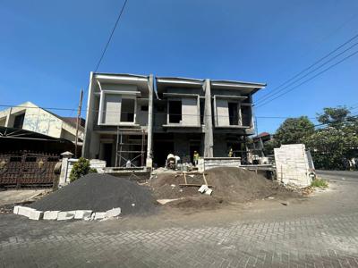 Rumah Baru Minimalis 2 Lantai Lokasi Kutisari Indah Utara Surabaya