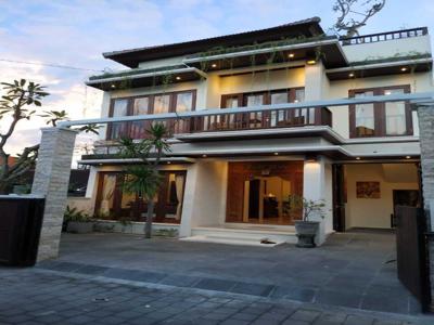 Rumah Desain Villa Yang Nyaman Di Area Renon Denpasar