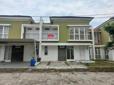 Rumah Disewakan 2 lantai Cluster Springhill dekat Bandara Palembang