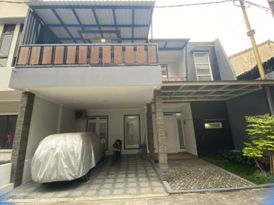 Rumah disewakan Full Furnish Dalam Cluster di Pinang Ranti Jaktim