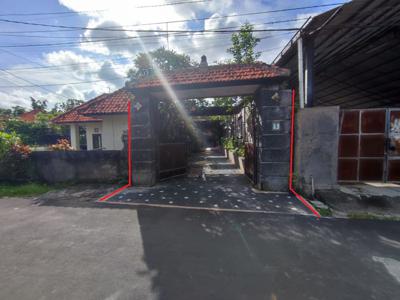 Rumah Tinggal dengan 6 kamar Kost Jl Giri Puspa Jimbaran Badung Bali