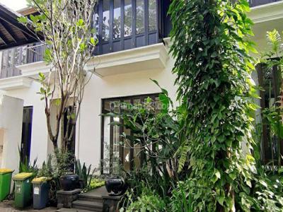 Balinese modern houses compound in Pejaten Barat, Kemang. Must see