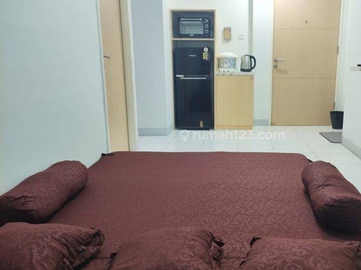 Apartement Ayodhya Residence 3 BR Furnished Bagus