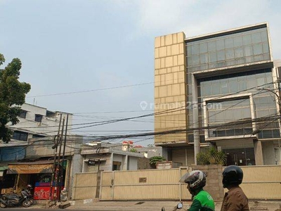 Gedung Kantor siap huni di jalan raya kebayoran lama grogol utara kebayoran lama jakarta selatan