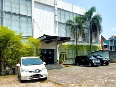 Gedung Murah Area Komersil Dekat Tb Simatupang