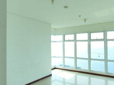 Menyewakan 3br Condominium Unfurnish Bagus Mewah