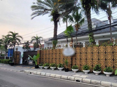 Rumah cantik dan Mewah Di Gondang Dia