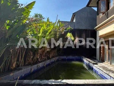 Sewa Villa 3 Kamar Semi Furnished Lokasi Strategis Dekat Bali Kiddy School Kerobokan Badung