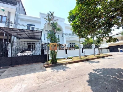 Dijual Rumah 2 Lt. 360m2 Hook Muara Karang Pluit Furnish Jakarta Utara