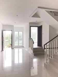 Dijual rumah baru minimalis modern di Sunter Permai Jaya Jakarta Utara
