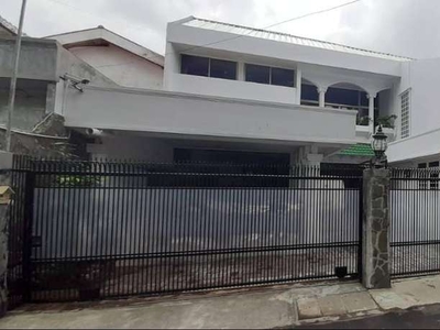 Dijual Rumah Classic Mewah 3 Lt 280m2 di Cawang, Jakarta Timur