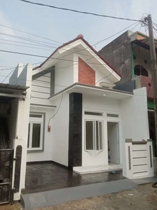 Dijual rumah di perumahan pesona anggrek,bks utara dkt sumarecon bks.