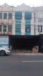 Disewakan 2 unit ruko di jln petogogan dan jl melawai kebayoran baru