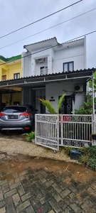 Dikontrakkan Rumah cantik full furnished