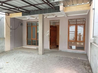 JL. PERMATA TAMANSARI, ARCAMANIK. DIJUAL RUMAH BAGUS DI KOTA BANDUNG