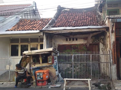 Jual rumah tua bisa komersil di Kemenangan, Glodok, Taman Sari
