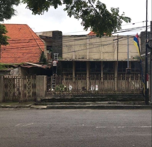 Murah Strategis Rumah Komersil Jl .Sulawesi Surabaya