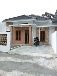 Rumah baru dlm cluster Magwuoharjo