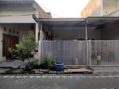 Rumah Bluru permai sidoarjo Jln gurame blok CB dekat bandara juanda