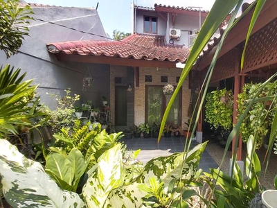 Rumah Design Villa Dalam Cluster Mewah Di Jakasampurna Kota Bekasi