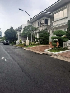 Rumah dijual di Sutera Victoria Alam Sutera Tangerang