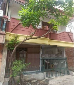 Rumah Kembang Kuning Kulon Darmo Surabaya