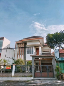 Rumah Mewah di Colomadu Jl. Adi Soemarmo