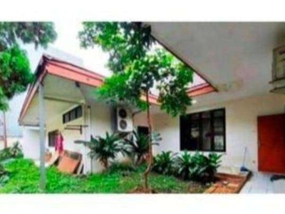 Rumah Patra Kuningan Jakarta Selatan, Luas Tanah 1046 m2. Surat SHM